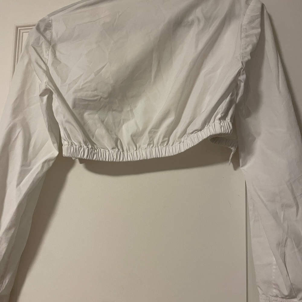Prada White Cropped Button-Up Shirt with Logo Embroidery - Picture 6 of 7